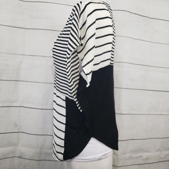 One September Anthro Madrigal flowy top XS - Picture 3 of 7